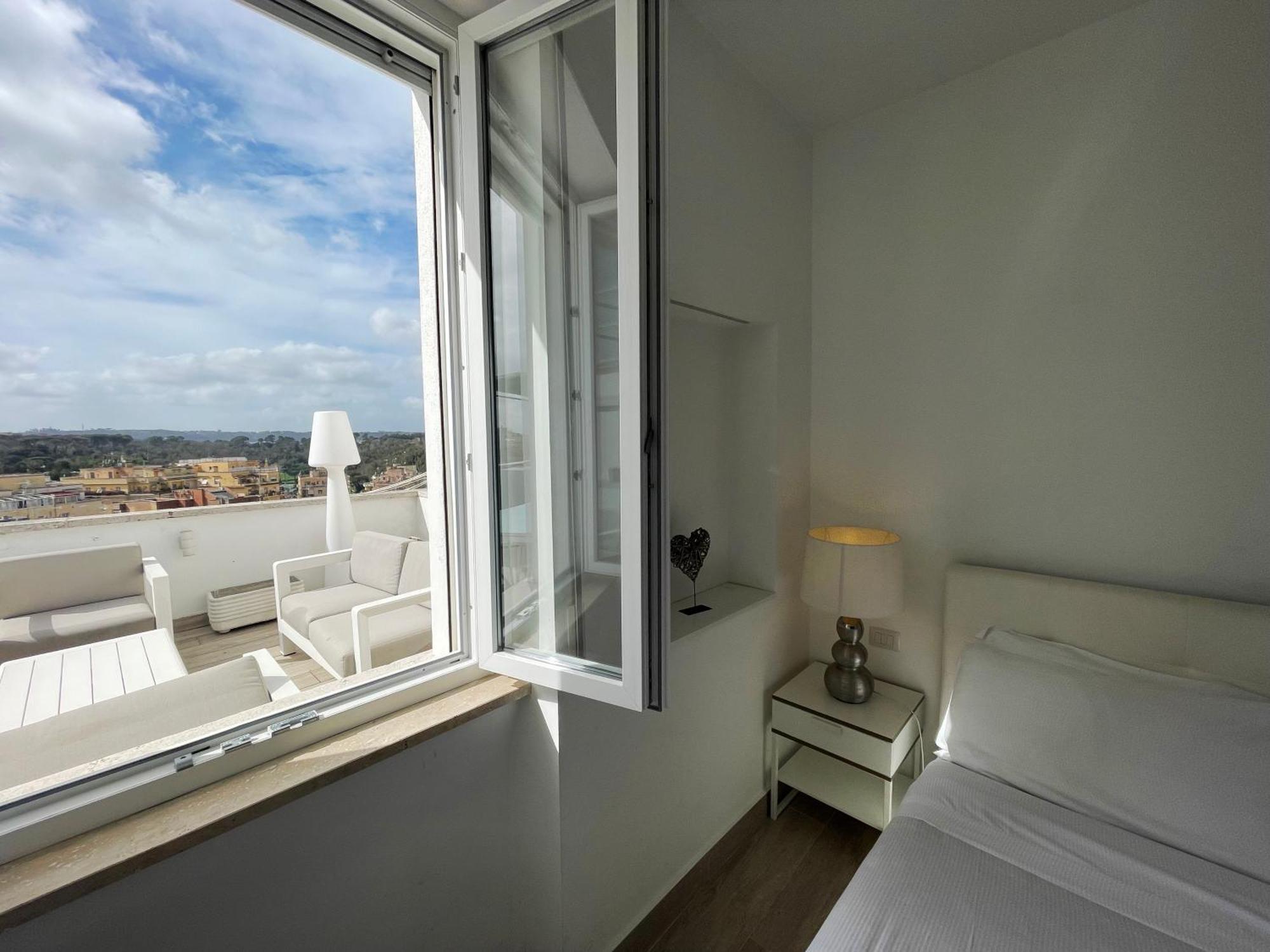 Penthouse With View Of Appartement *